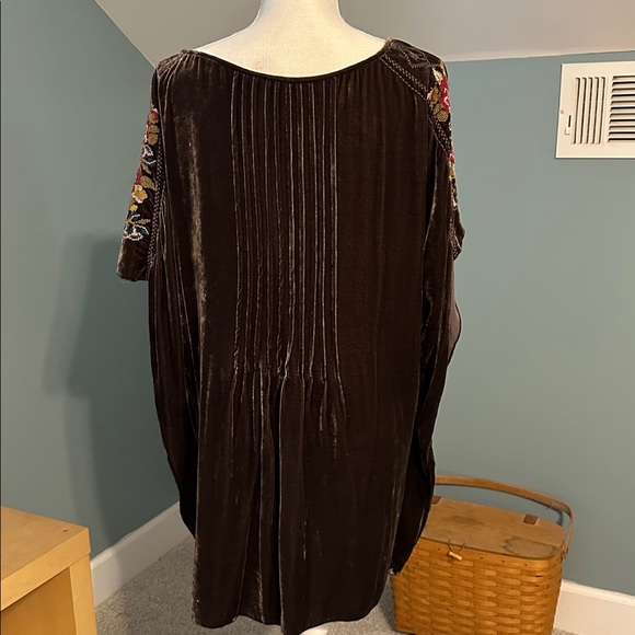 Johnny Was Velvet Top with Floral Embroidery - Picture 3 of 6